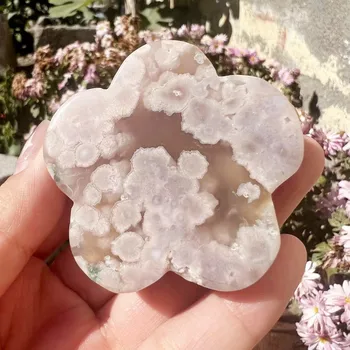 looduslikud hea kvaliteediga roosa lill avärav lille kuju quartz crystal cherry blossom avärav südame pendantshealing kivid